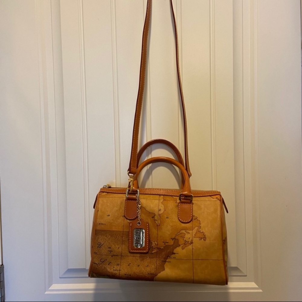 Excellent Alviero Martini speedy style bag